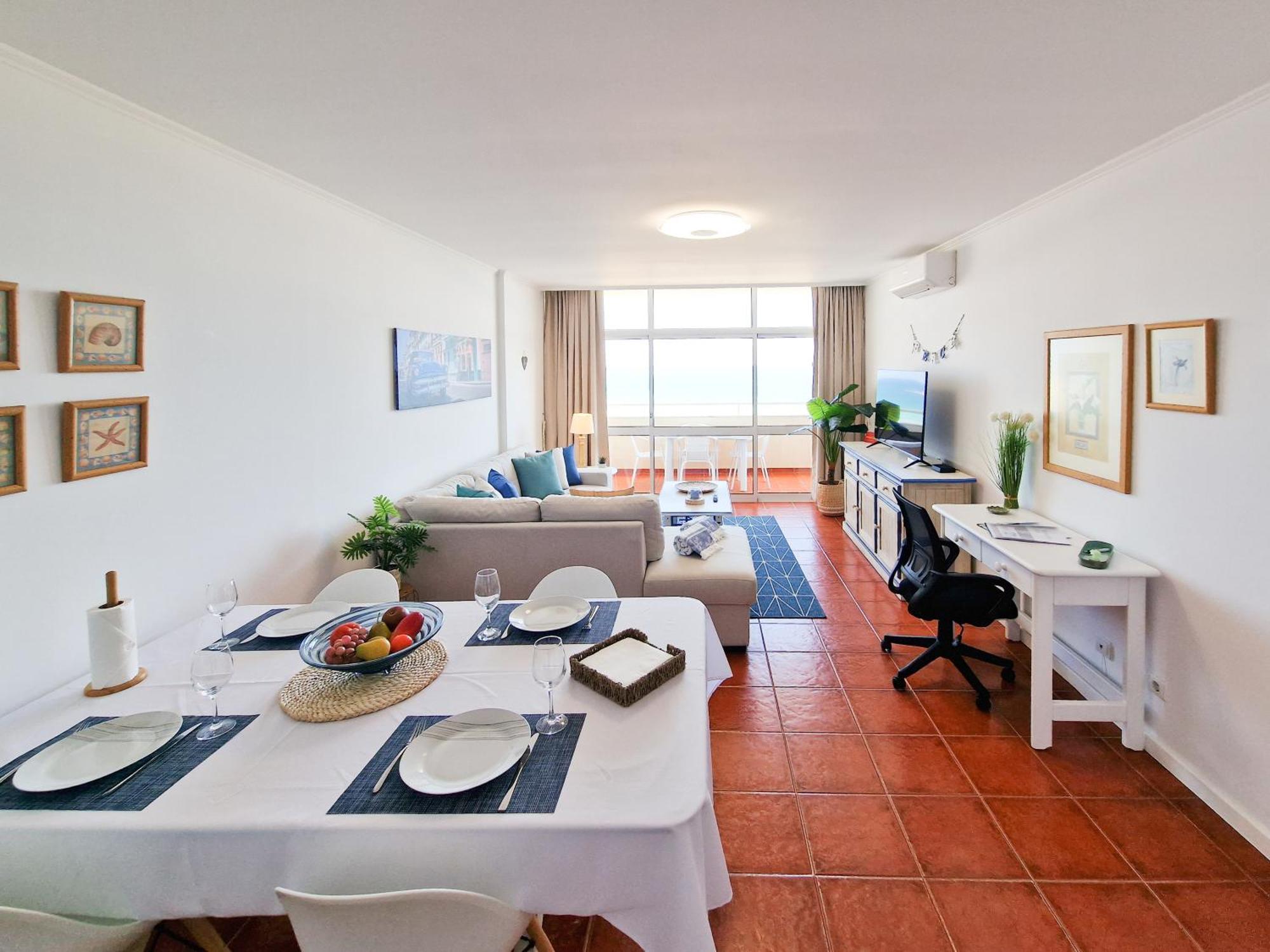 Rocha Varandas Sunny Apartment Portimao
